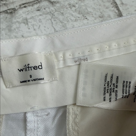 Wilfred Linen Shorts - Picture 7 of 8